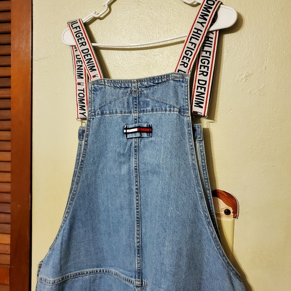 S O L D...Tommy Hilfiger overall shorts - Picture 11 of 12